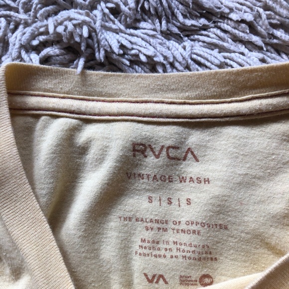 RVCA YELLOW LOGO SHIRT - Picture 3 of 3